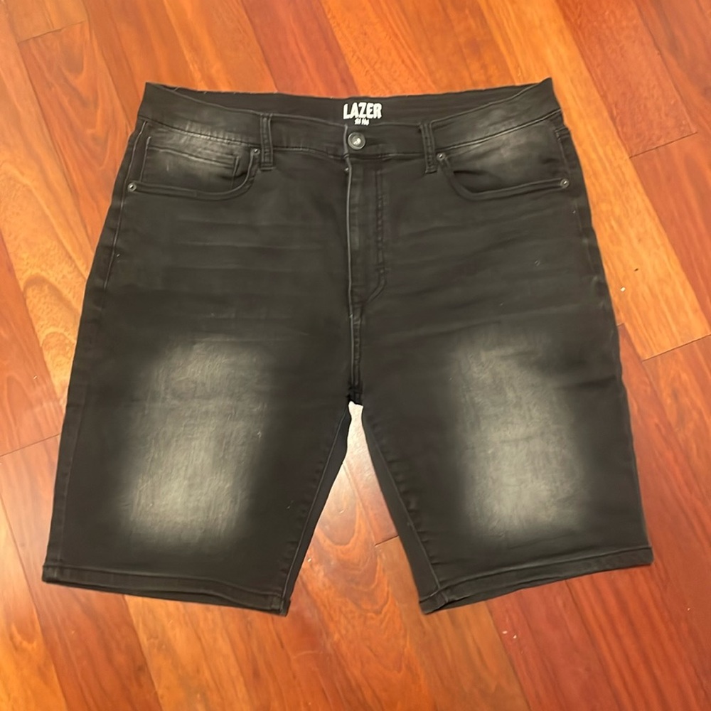 *SALE* NWOT Black Jean Shorts with White Fade